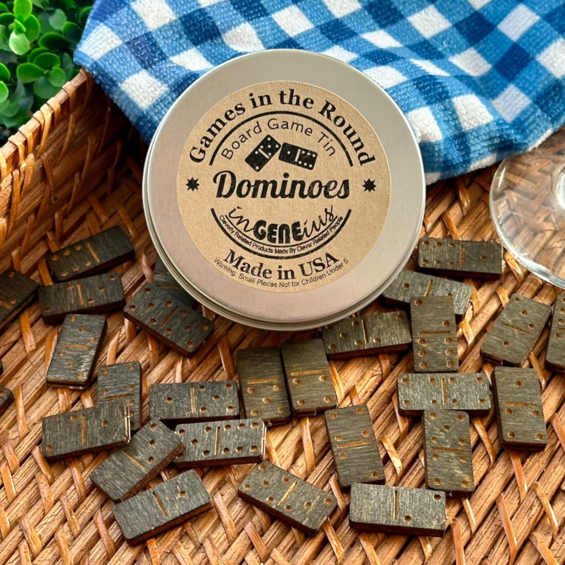 Games in the Round - Dominos